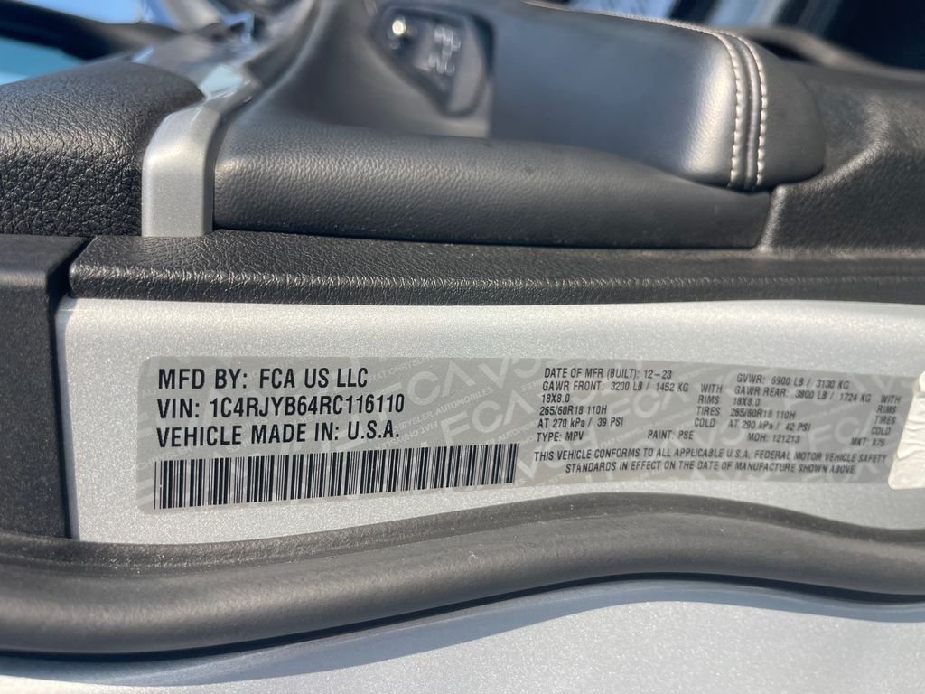 Used 2024 Silver Jeep 4xe image 26