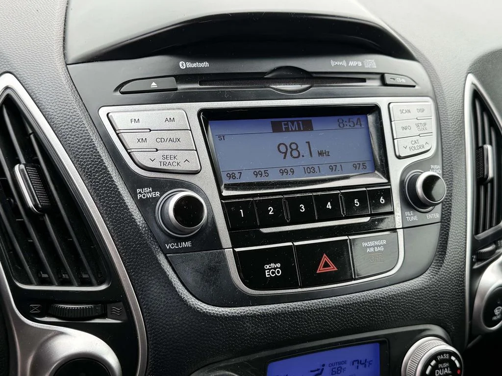 Used 2012 Silver Hyundai Limited image 3