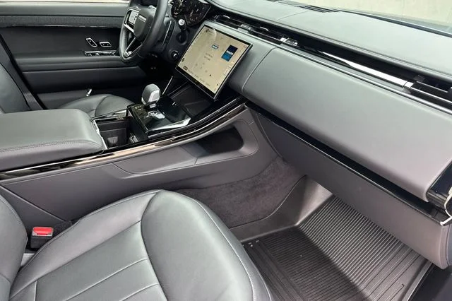 Used 2025 Gray Land Rover Dynamic SE image 15