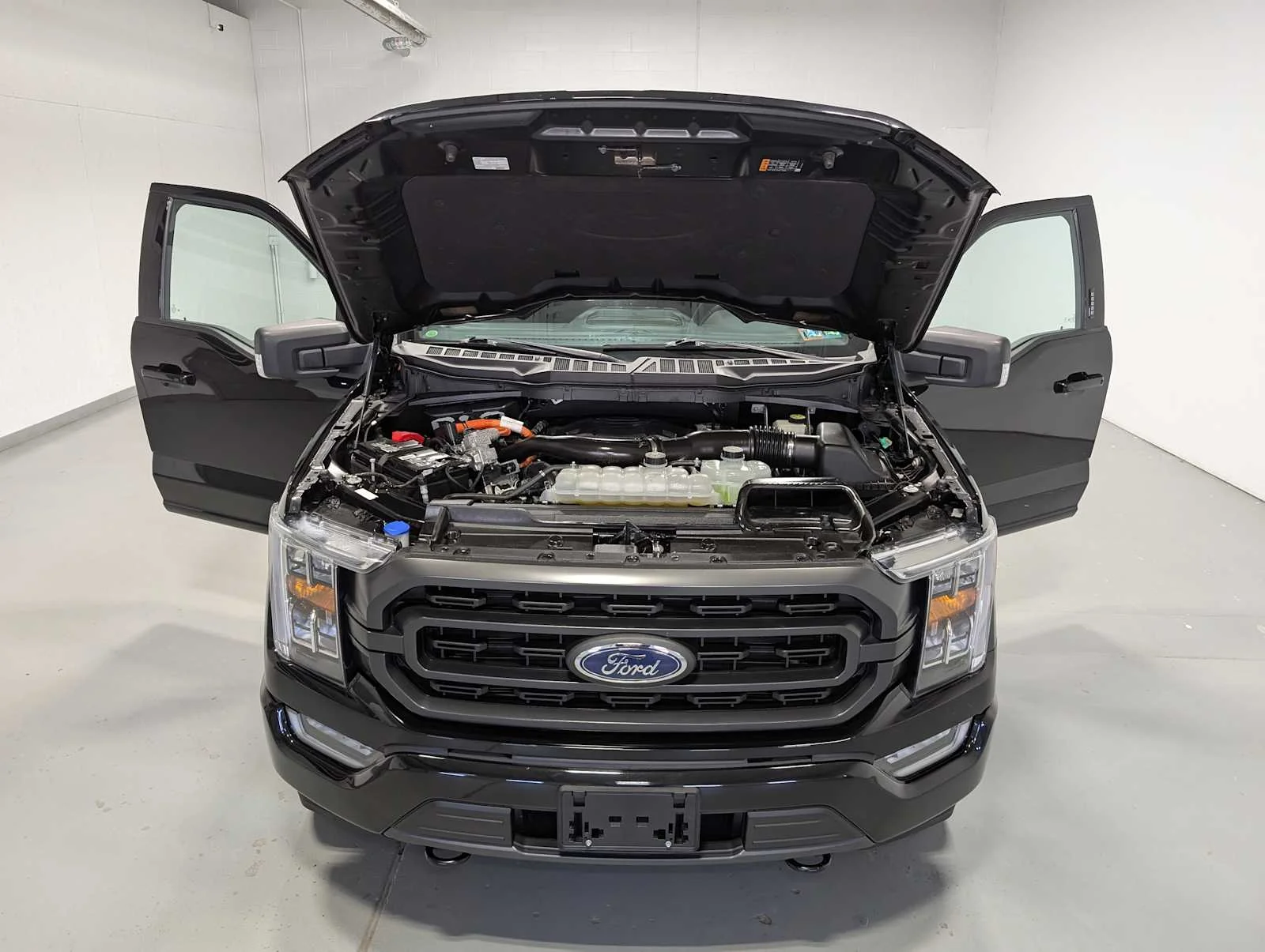 Used 2022 Agate Black Ford XLT image 13