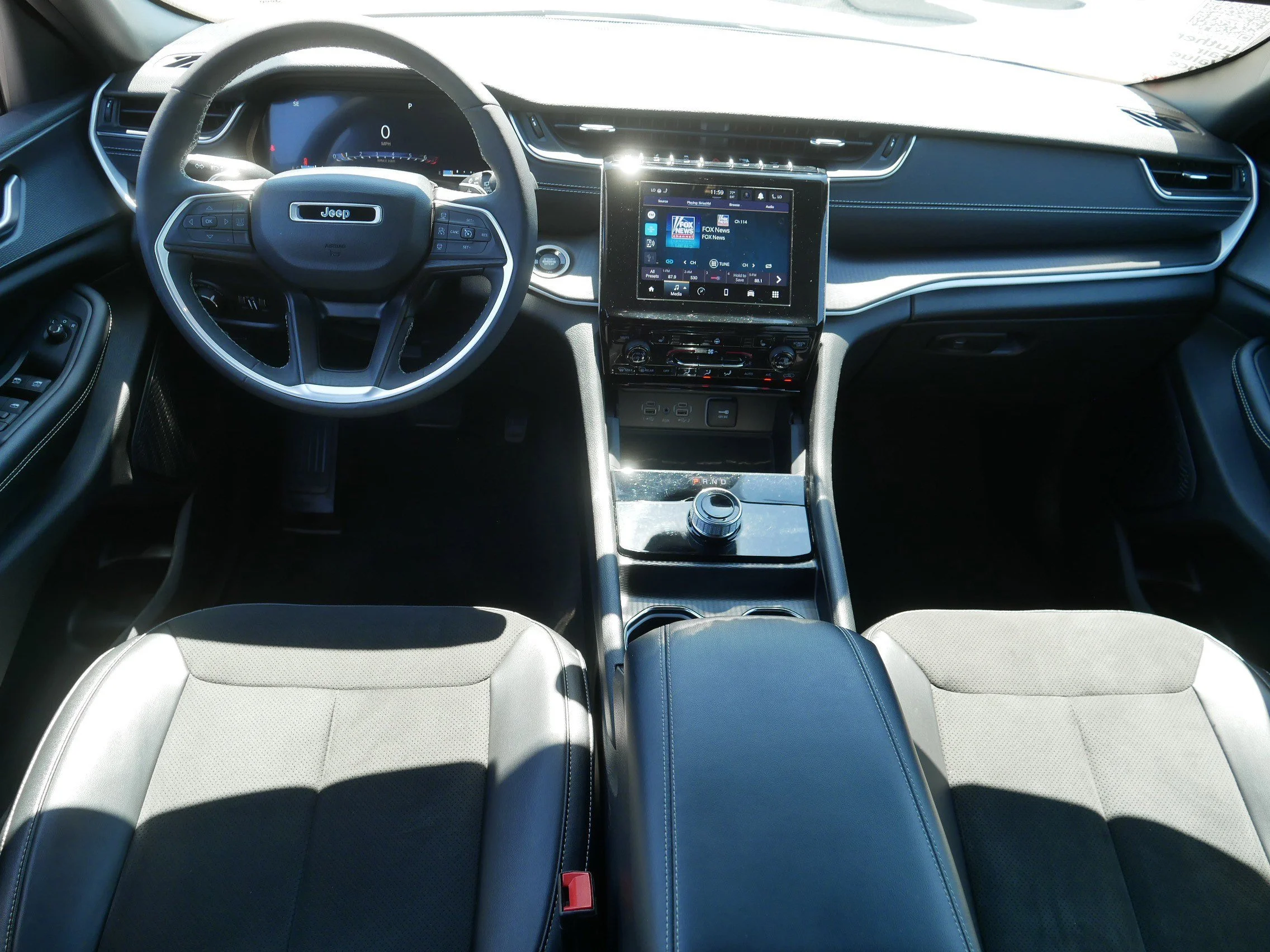 Used 2023 Bright White Clearcoat Jeep Altitude image 10