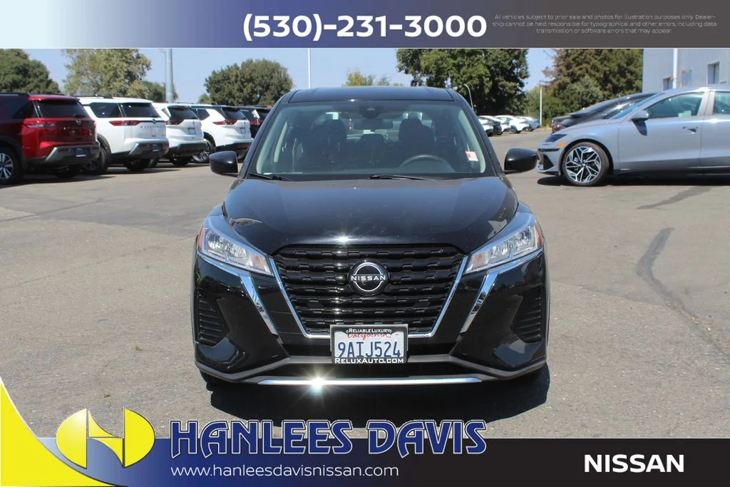 Used 2022 Black Nissan S image 4