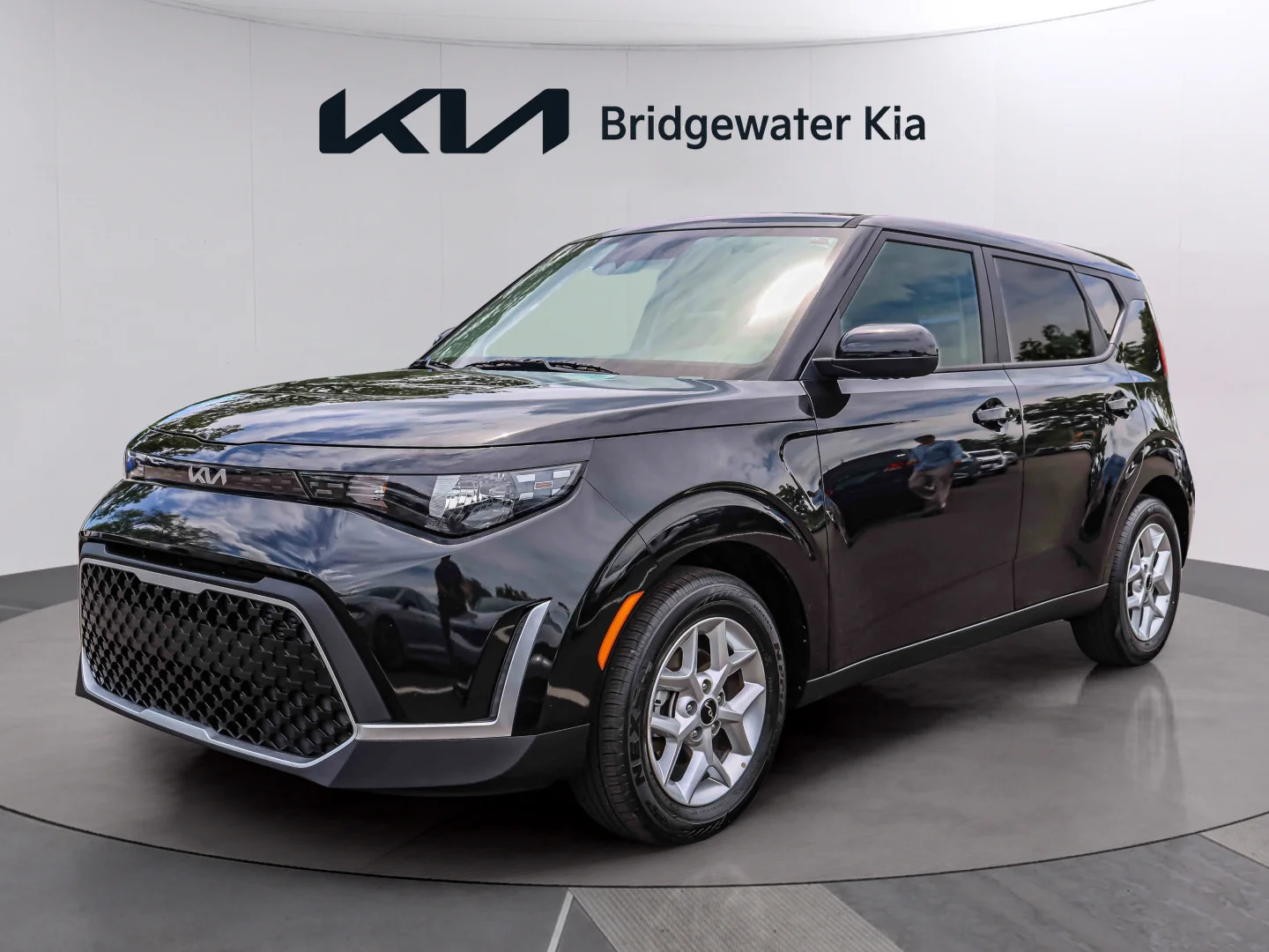 Certified Used 2025 Black Kia LX image 3