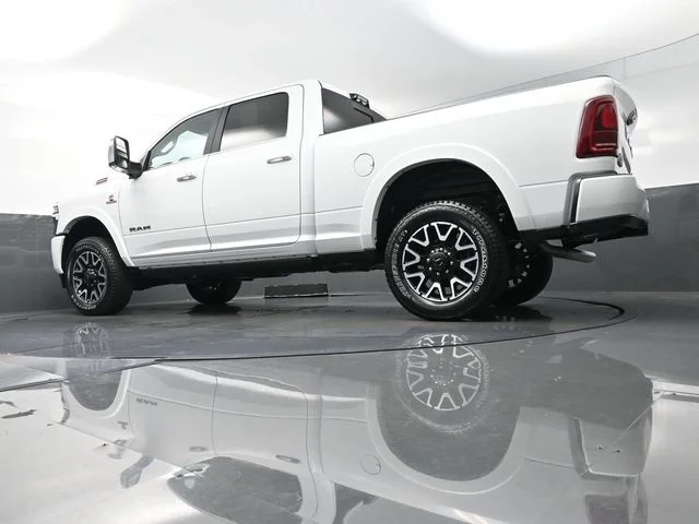 Used 2025 White Ram Limited image 44
