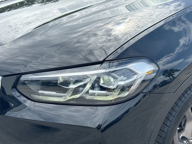 Used 2023 Jet Black BMW sDrive30i image 9
