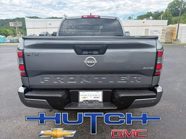 Used 2025 Gray Nissan Crew Cab SV 4x4 image 5