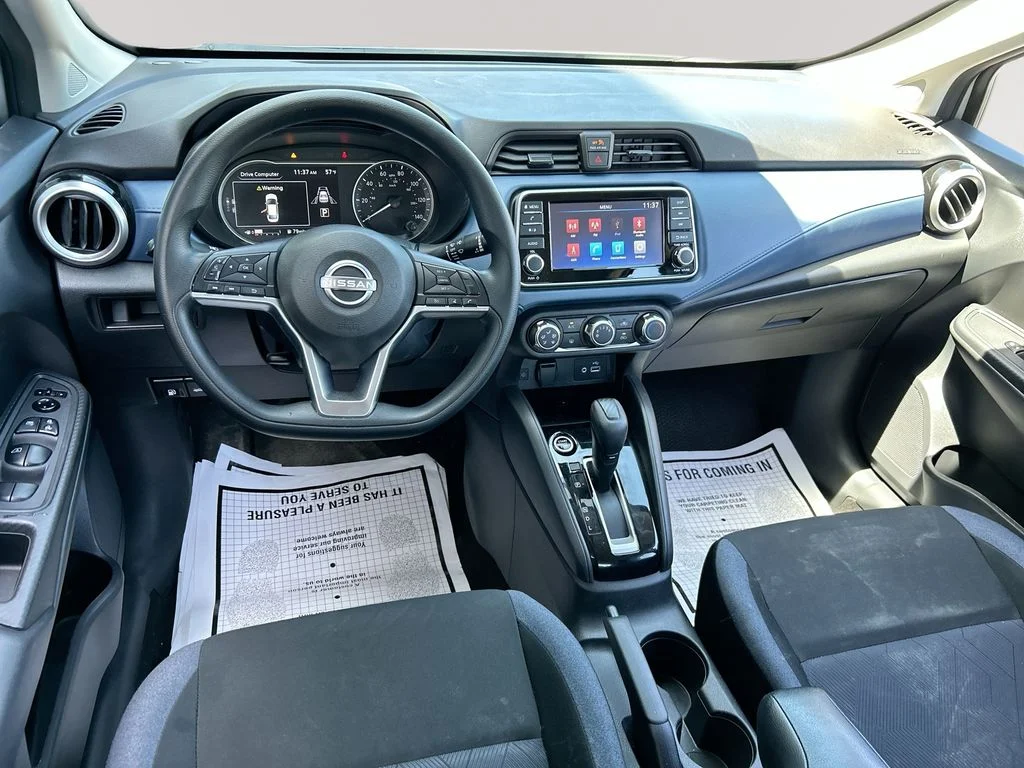 Used 2025 Silver Nissan 1.6 SV image 22