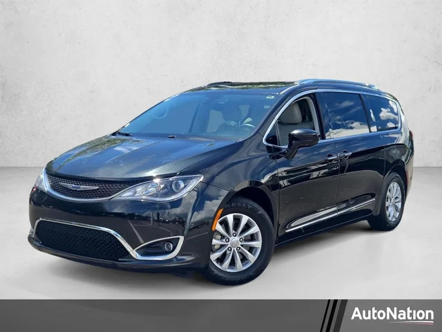 2018 Chrysler Pacifica Touring L