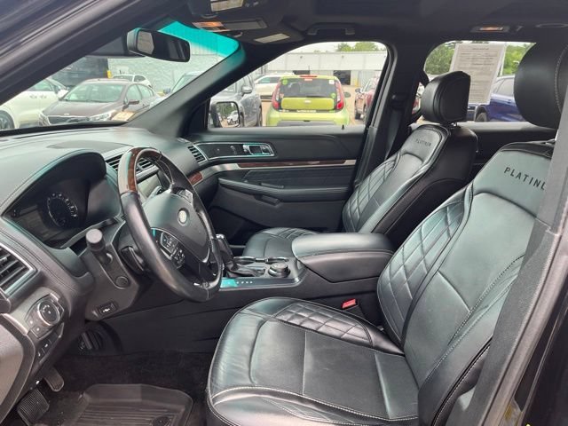 Used 2017 Shadow Black Ford Platinum image 12