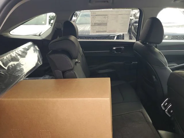 New 2026 Wolf Gray Kia S image 29