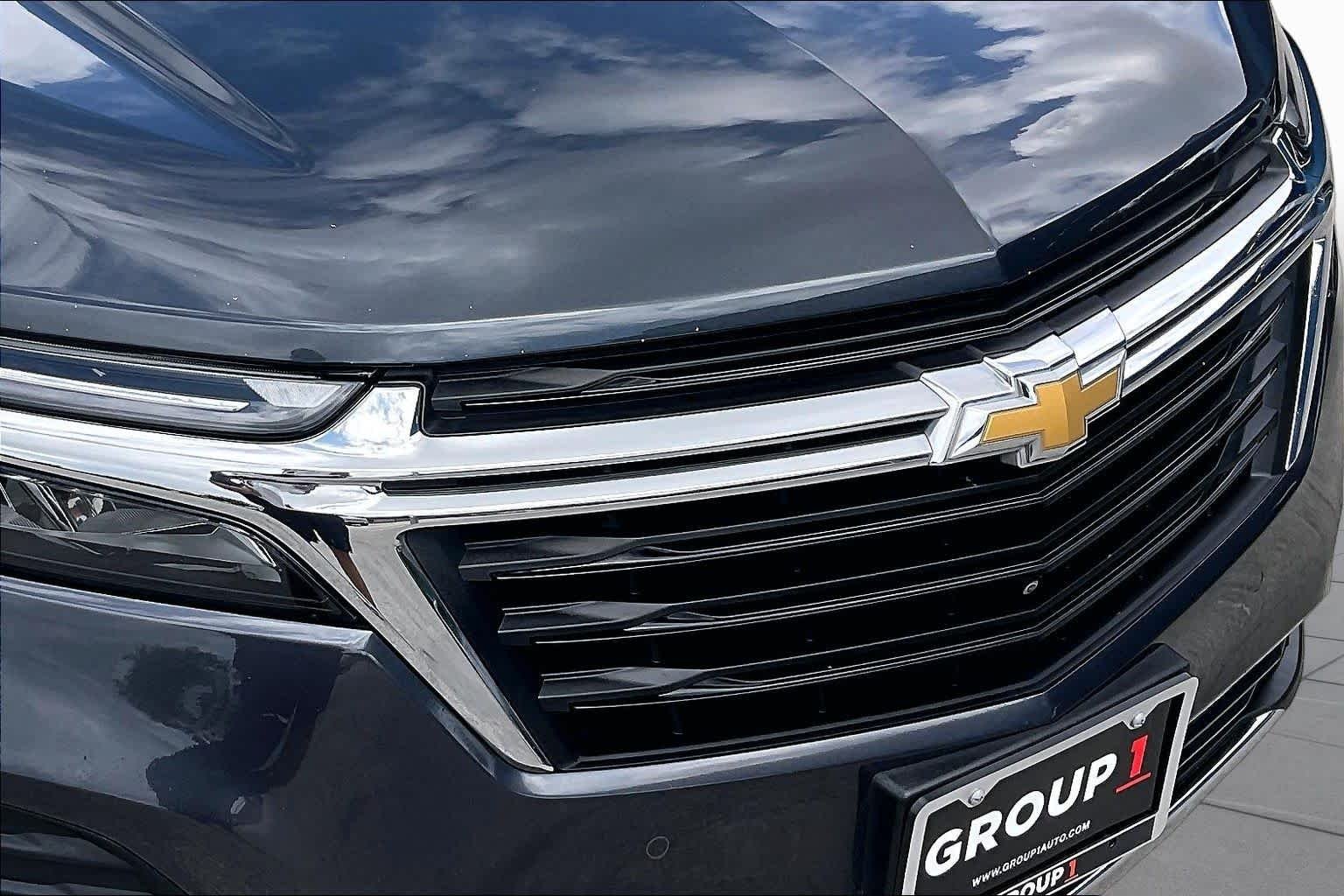 Used 2022 Iron Gray Metallic Chevrolet LT image 32