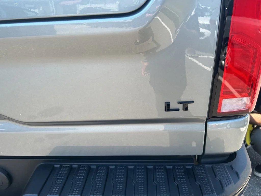 Used 2025 Gray Chevrolet LT image 22