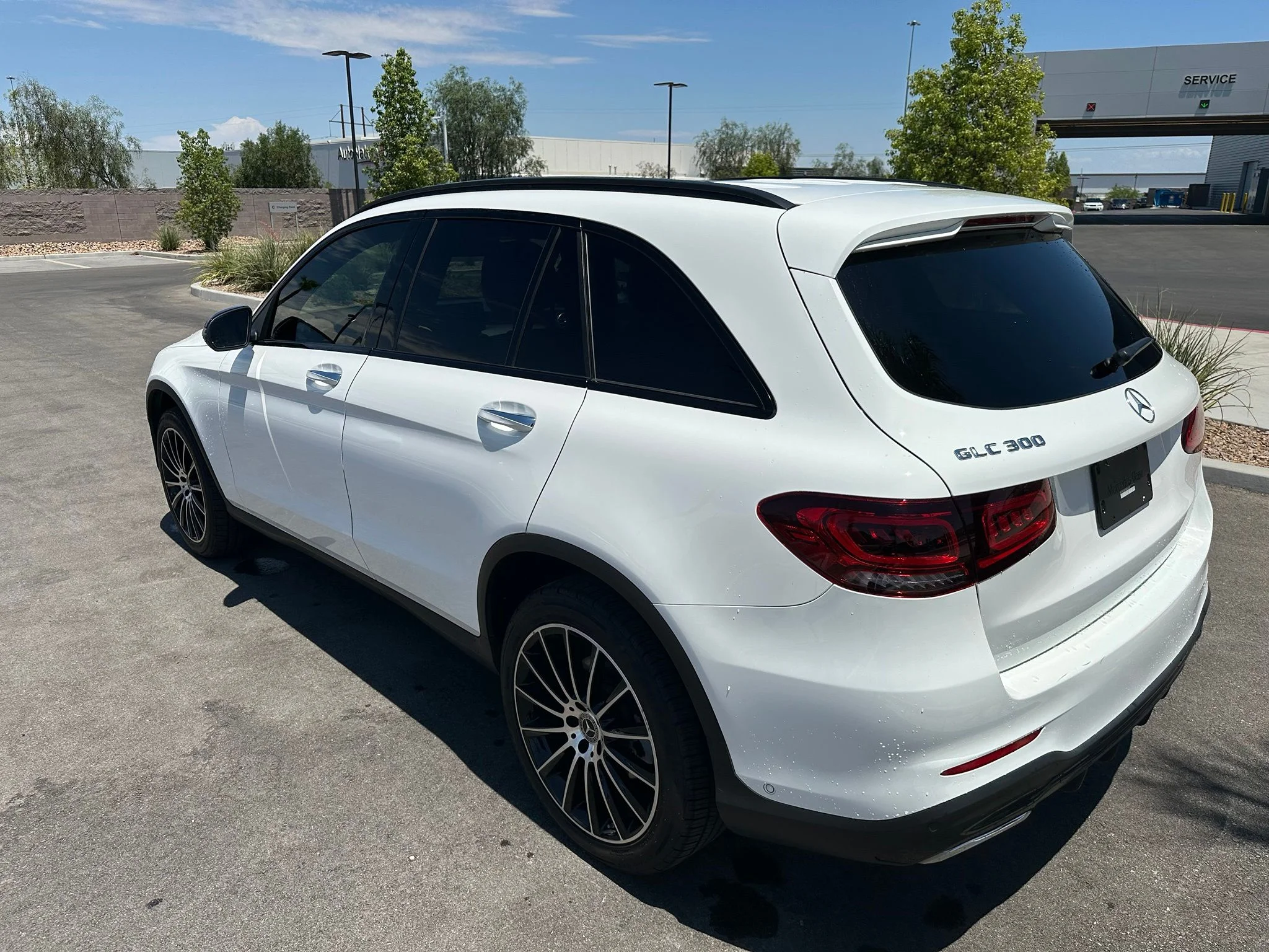 Used 2021 Polar White Mercedes-Benz GLC 300 image 12