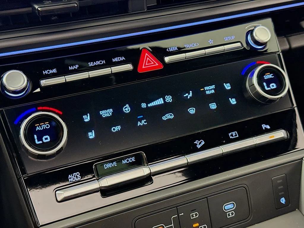2026 Hyundai Santa Fe Calligraphy - Photo 16