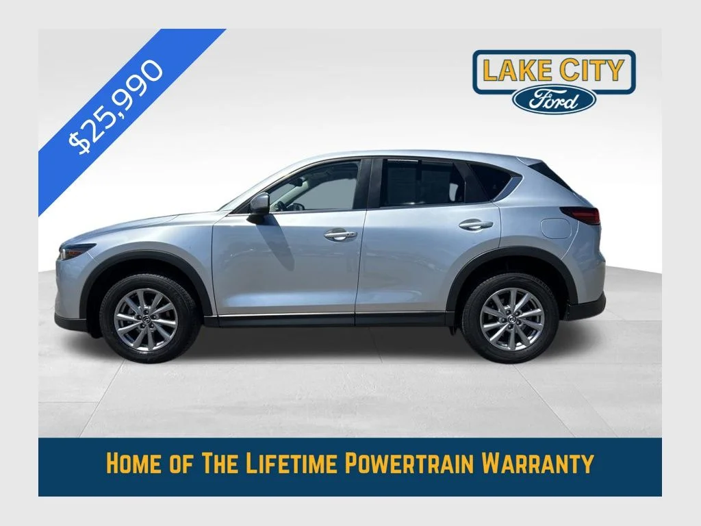 2023 Mazda CX-5 S Preferred package Auto AWD's photo