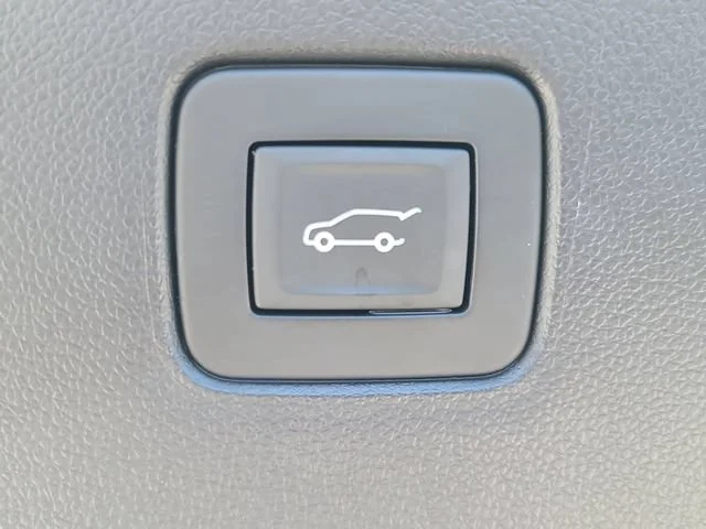 Used 2024 Summit White Buick Sport Touring image 10