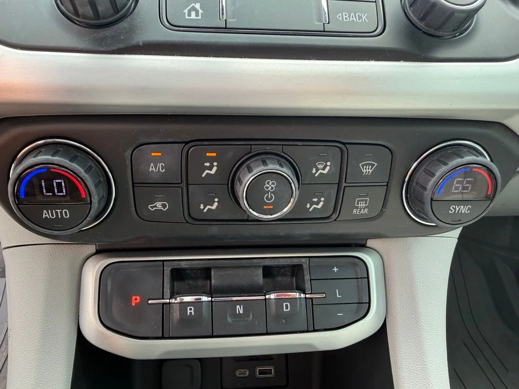 Used 2020 White Frost GMC SLT image 13