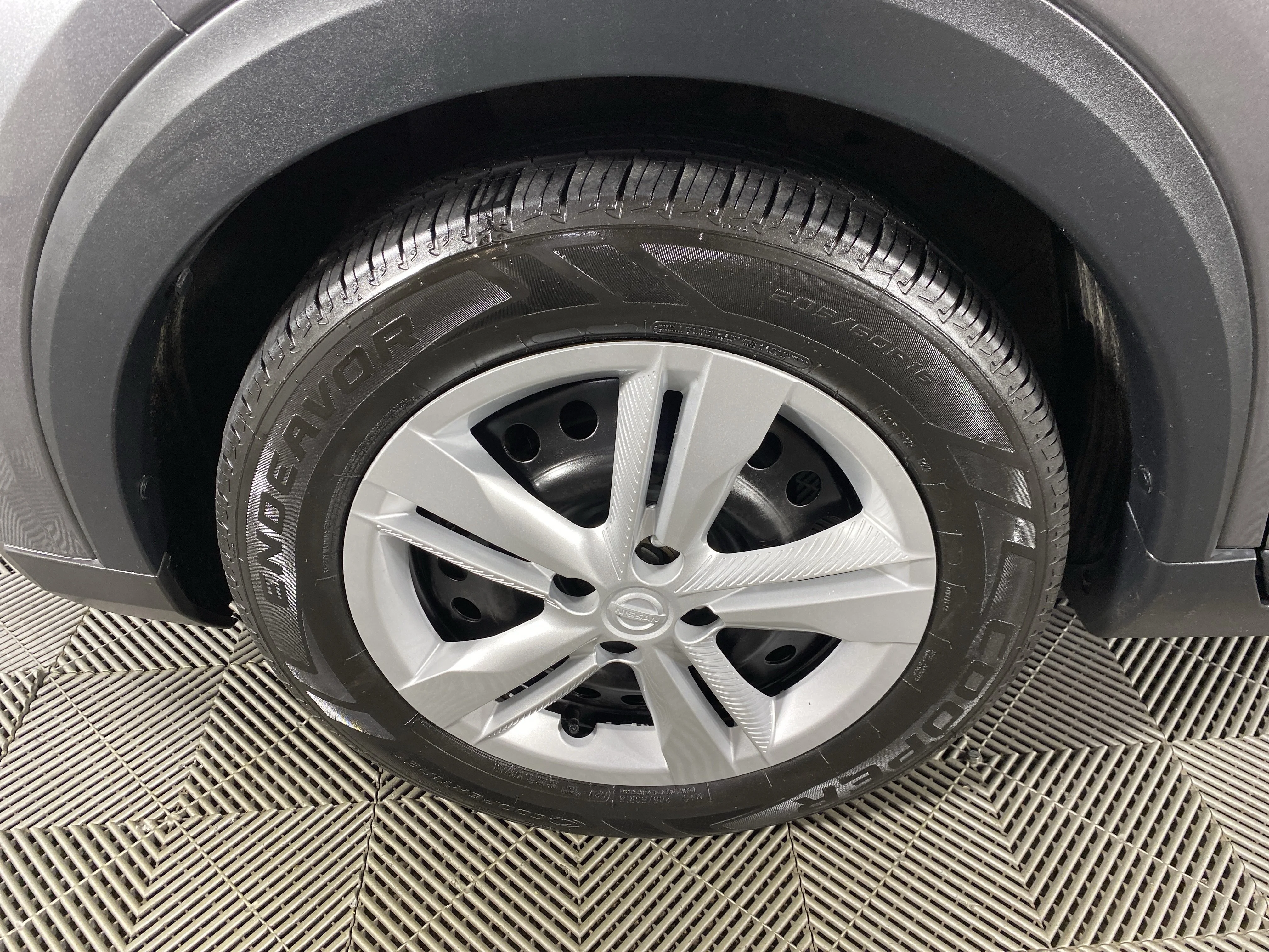 Used 2020 Gun Metallic Nissan S image 12