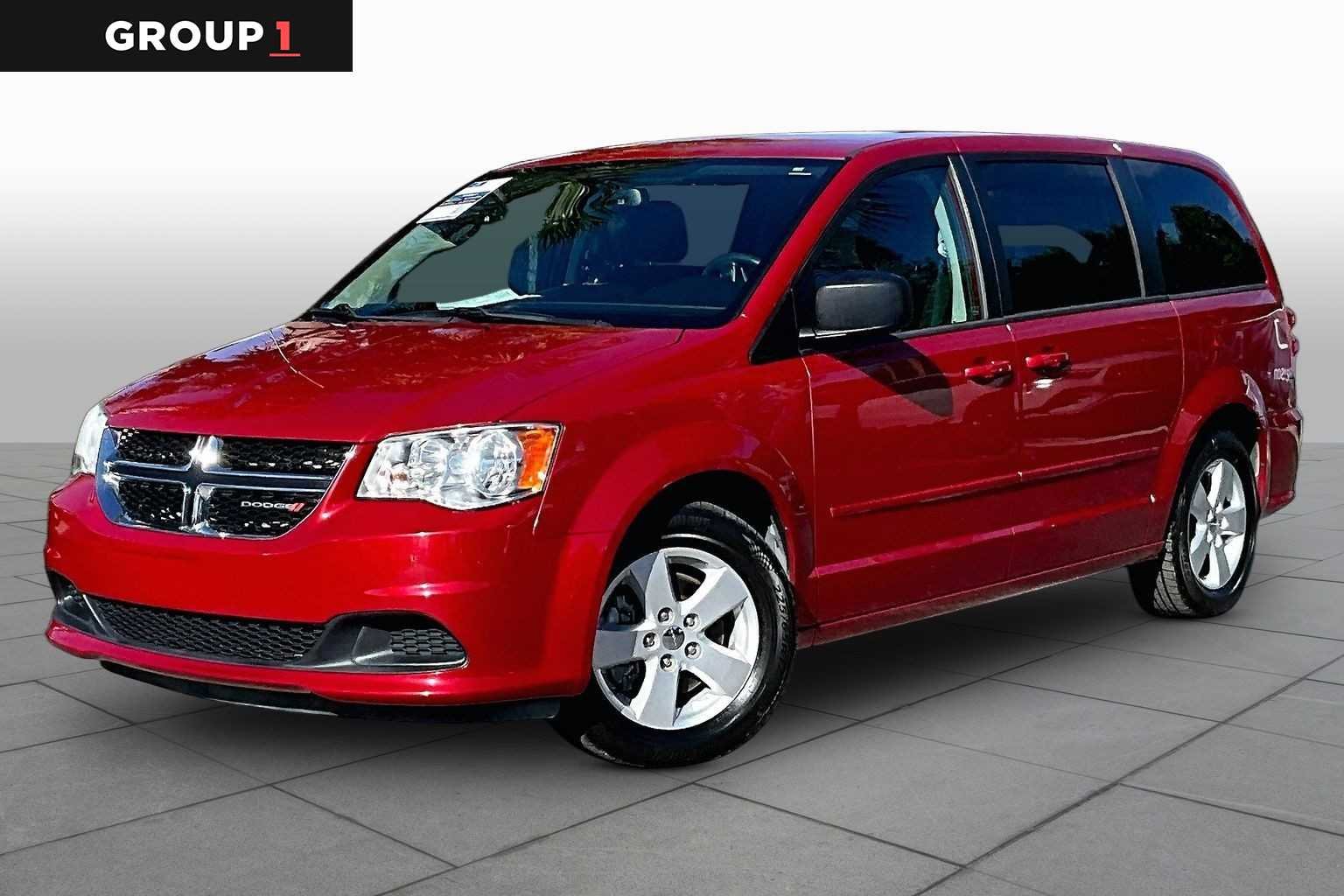 Pre-Owned 2016 Dodge Grand Caravan SE