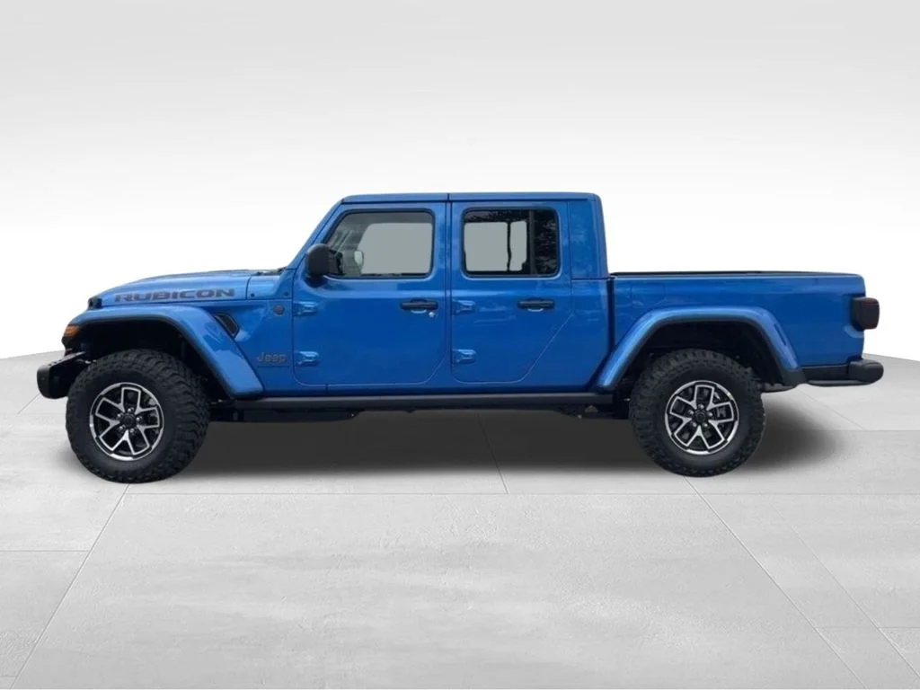 New 2026 Hydro Blue Pearl-Coat Exterior Paint Jeep Rubicon X image 2