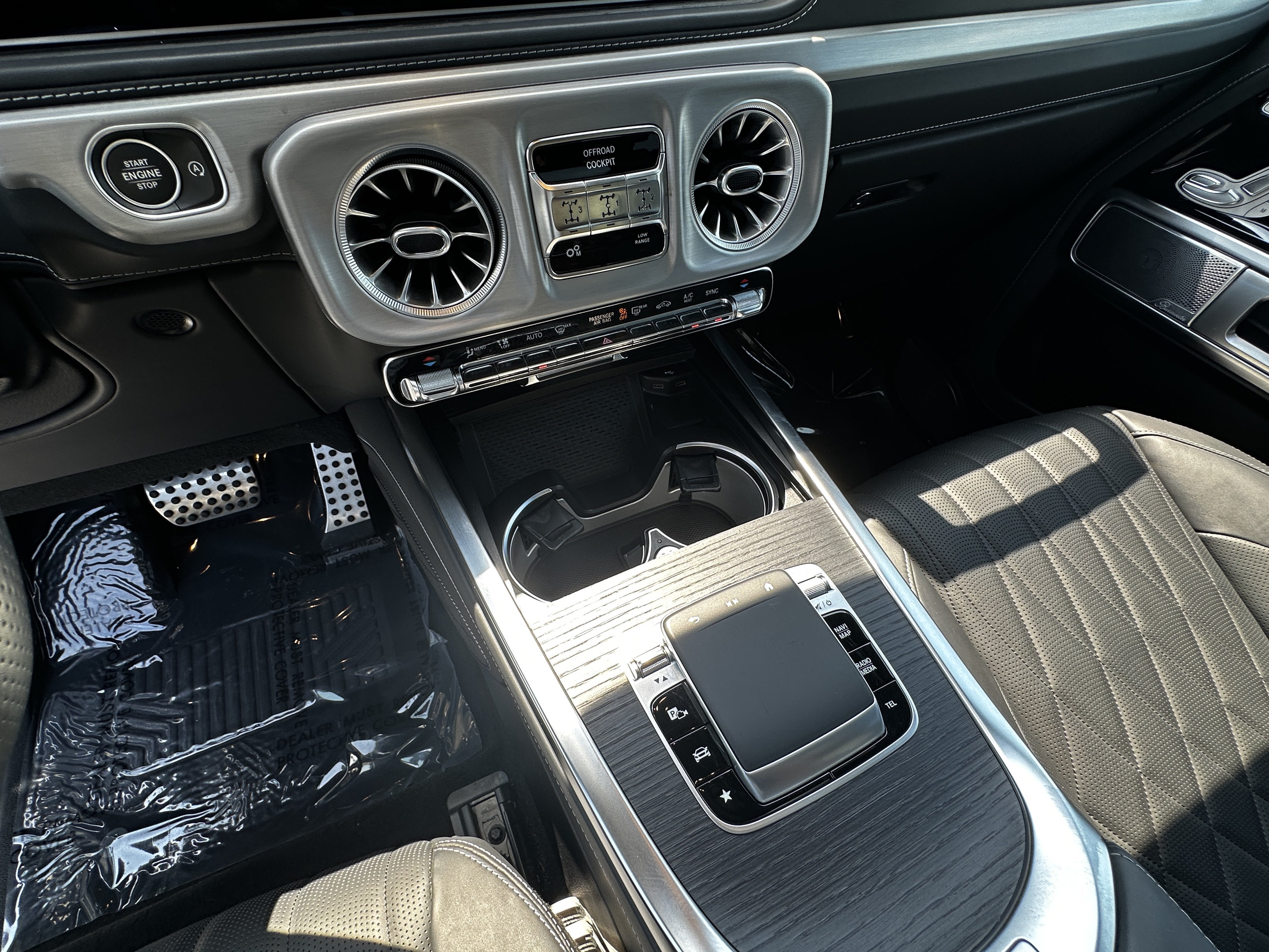 Certified Used 2025 Blue Mercedes-Benz G 550 image 32