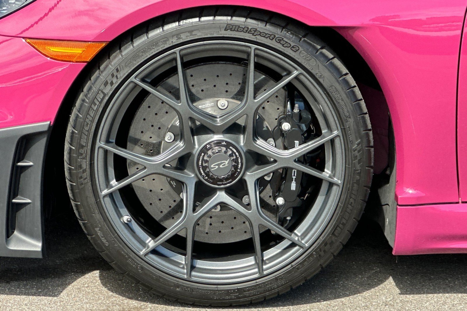 2024 Porsche 718 Spyder RS - Photo 24