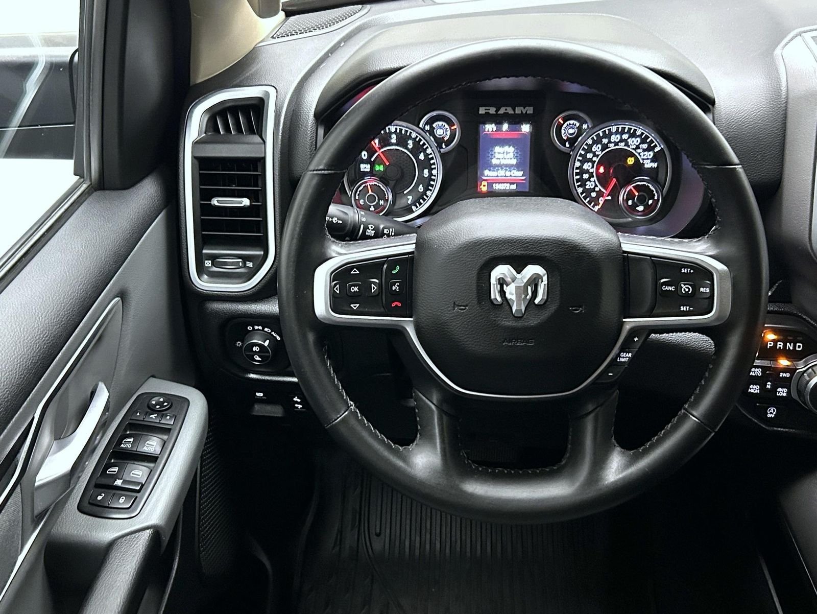 Used 2019 Silver Ram Big Horn/Lone Star image 12