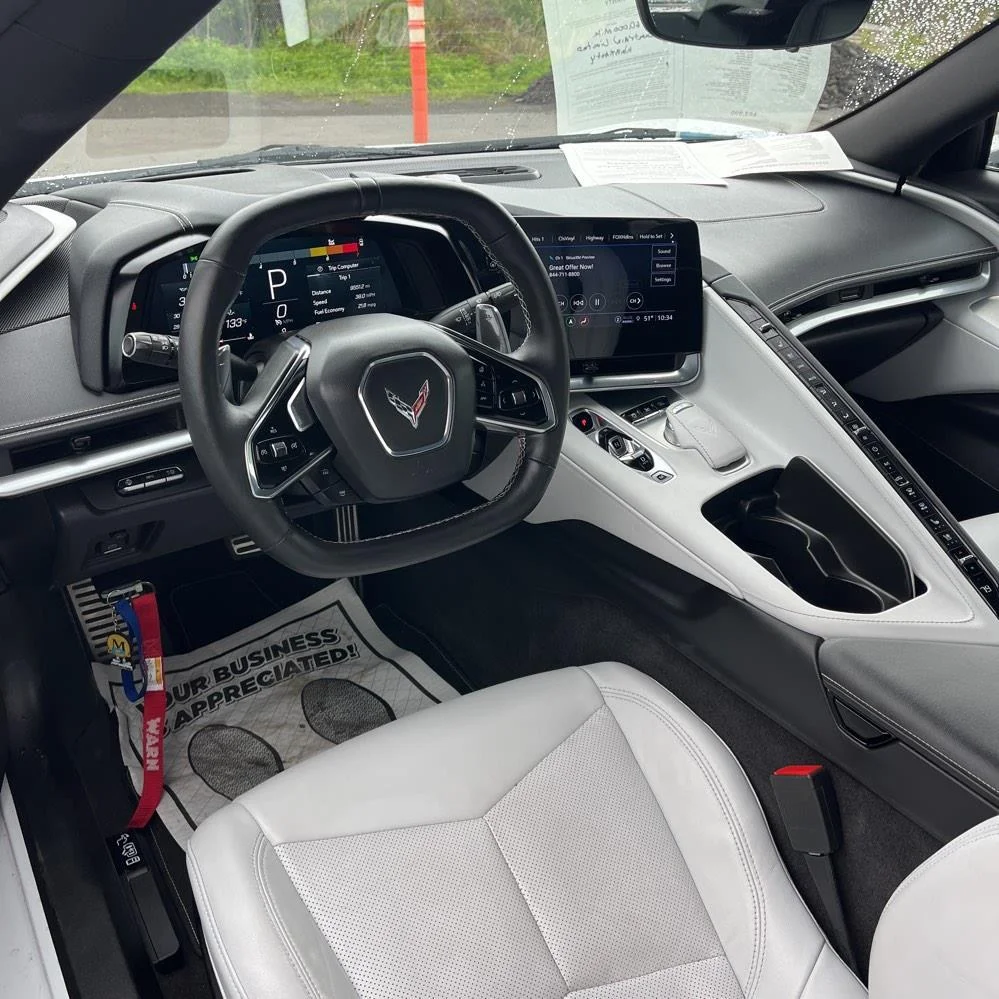 Used 2022 ARCTIC WHITE CHEVROLET STINGRAY image 14