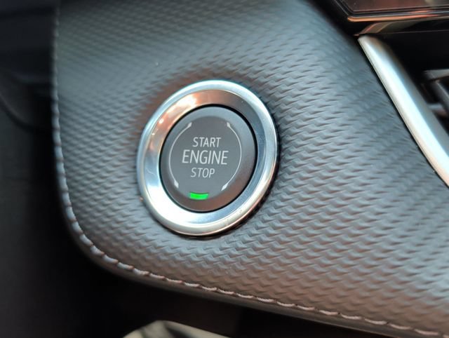 2027 Chevrolet Equinox LT - Photo 18