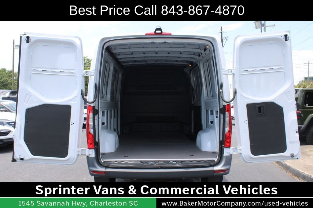 Used 2023 Arctic White Mercedes-Benz Cargo 144 WB image 20