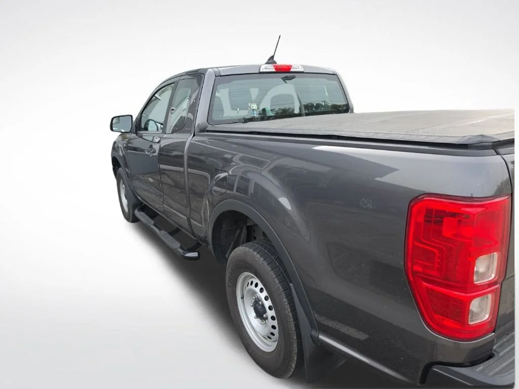 Used 2019 Gray Ford XL image 9