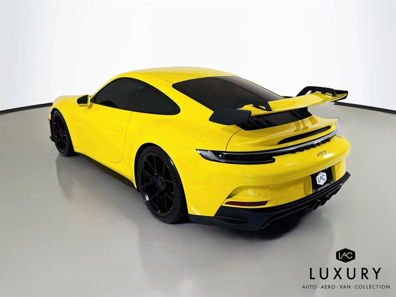 Used 2022 Racing Yellow Porsche GT3 | PCCB | PDLS+ | Matte Carbon Trim | Exclusive Design Taillights image 7