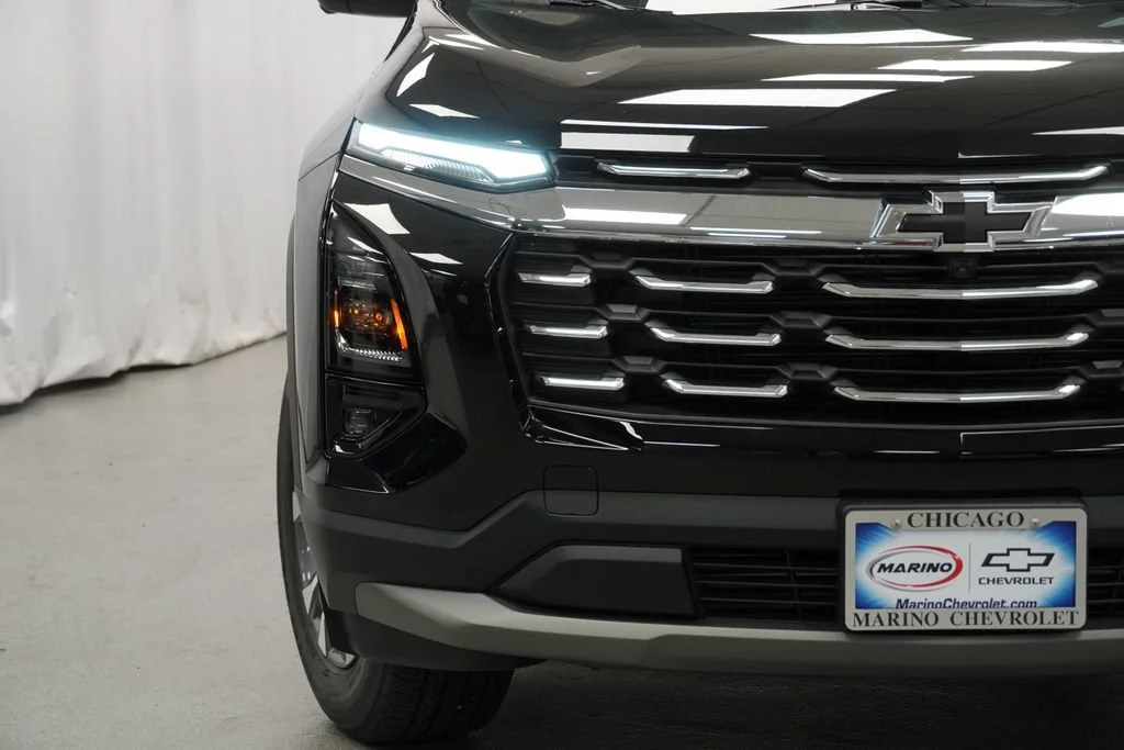New 2026 Mosaic Black Metallic Chevrolet LT image 31