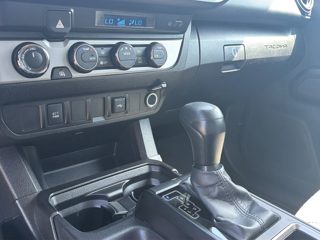 Used 2022 Celestial Silver Metallic Toyota SR image 20