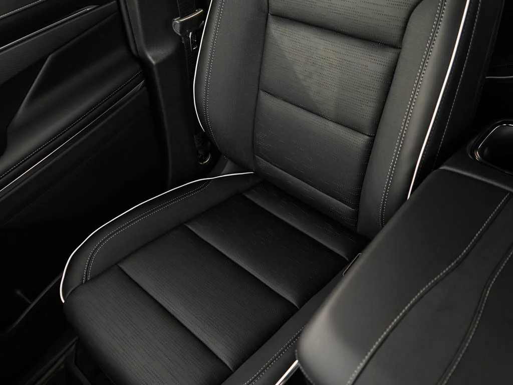 2026 Buick Enclave Sport Touring - Photo 28