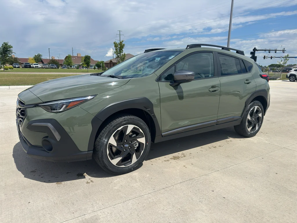 New 2026 ALPINE GREEN Subaru Limited image 2