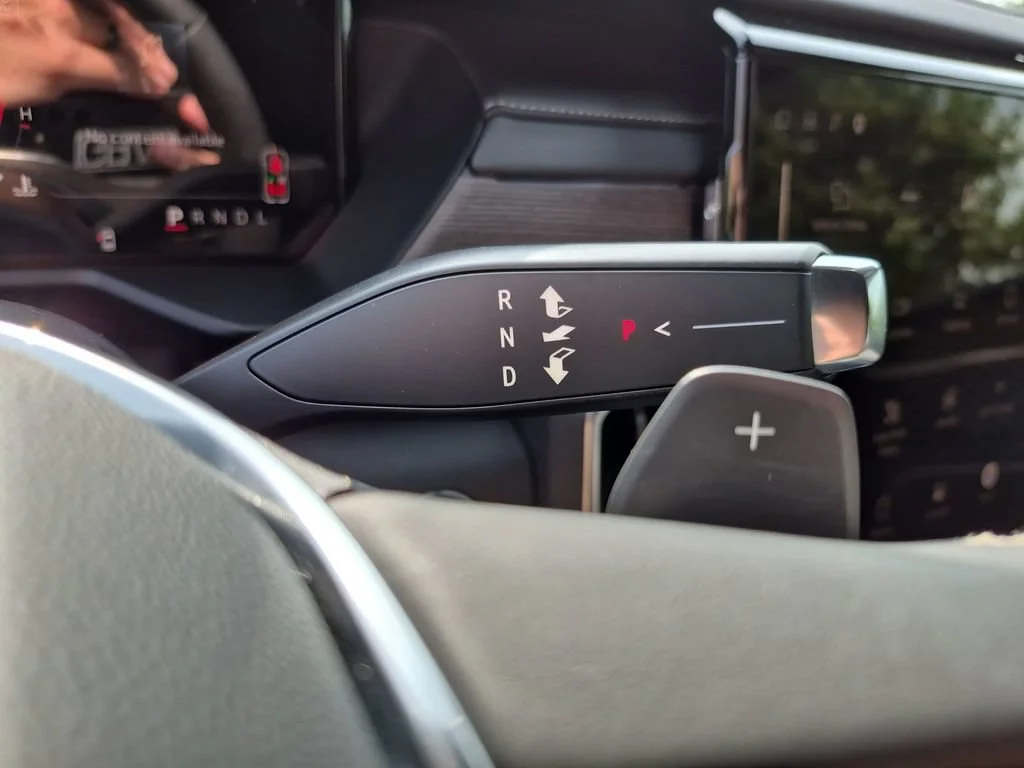 2026 GMC Acadia Denali - Photo 28