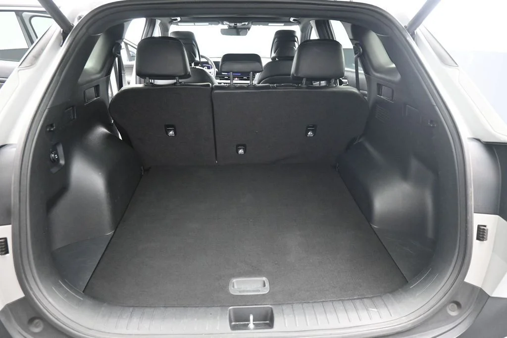 Used 2023 Gray Kia X-Line image 21