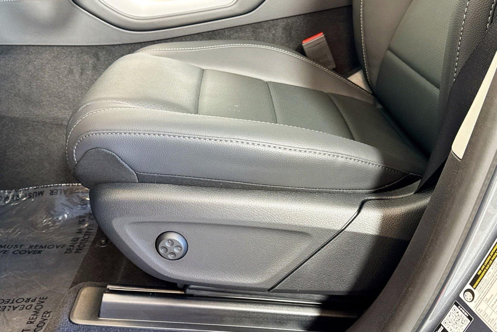 New 2026 Selenite Grey Metallic Mercedes-Benz GLS 450 image 17