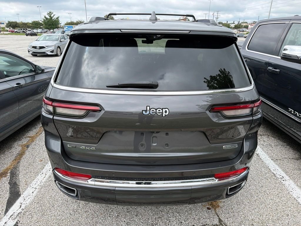 Used 2021 Gray Jeep Overland image 4