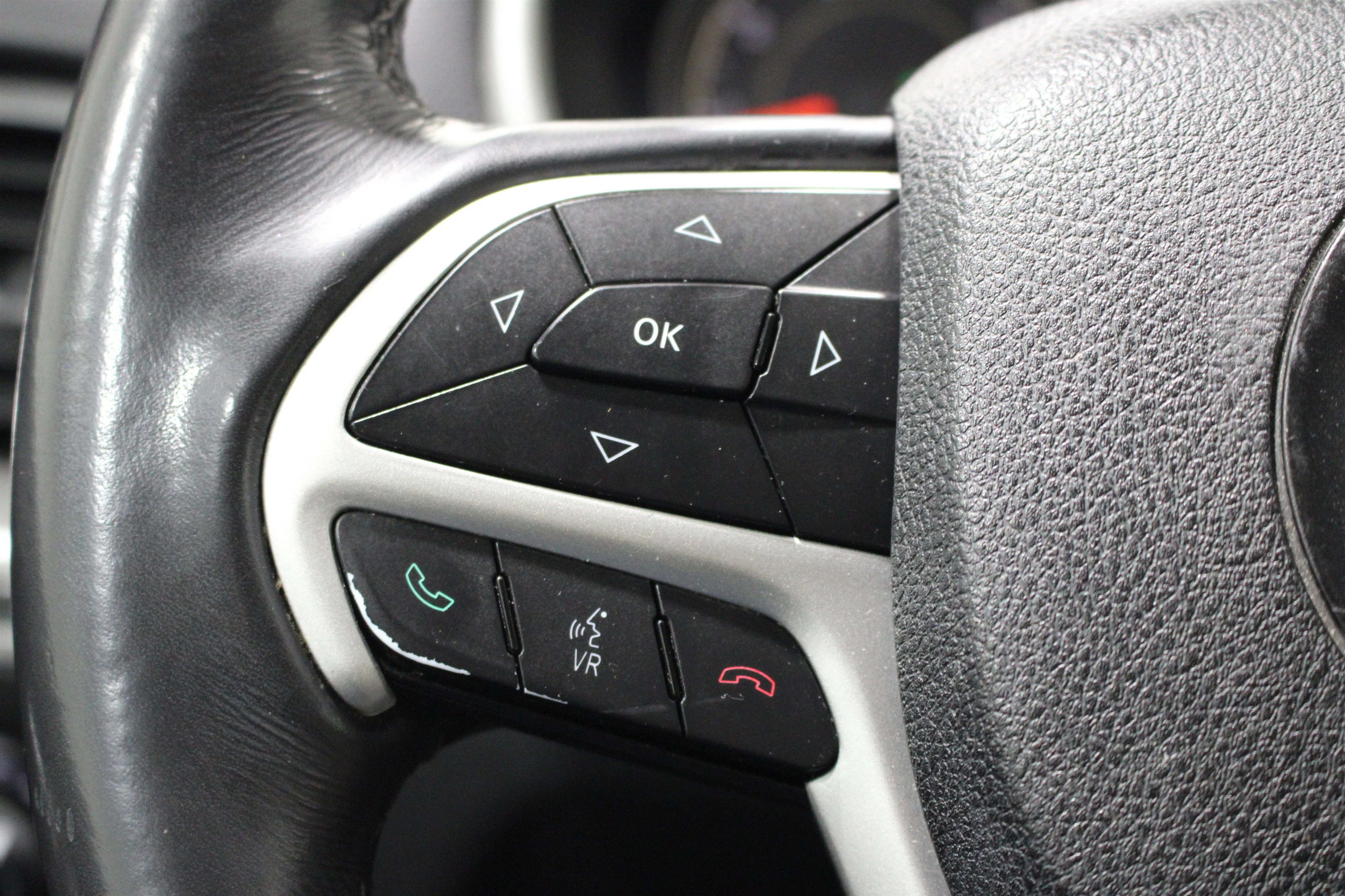 2015 Jeep Cherokee Latitude - Photo 8