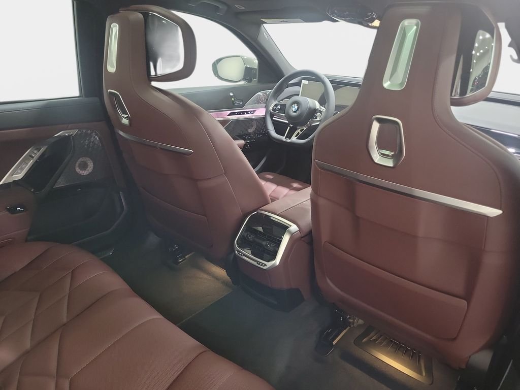 New 2026 Dravit Grey Metallic BMW 740i image 11