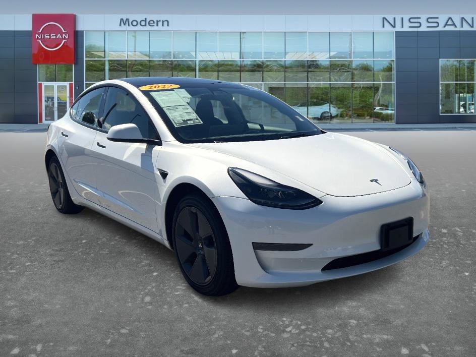 Used 2023 Pearl White Multi-Coat Tesla Base image 3