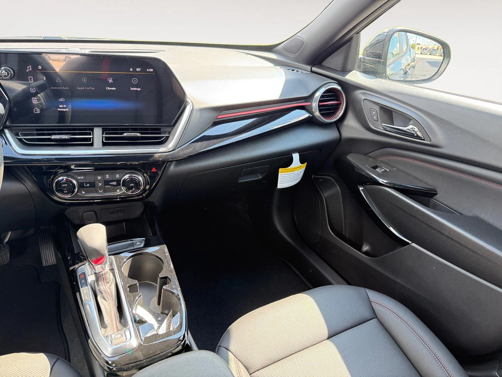 2026 Chevrolet Trax RS - Photo 12