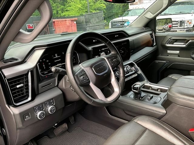 Used 2024 Black GMC Denali image 14