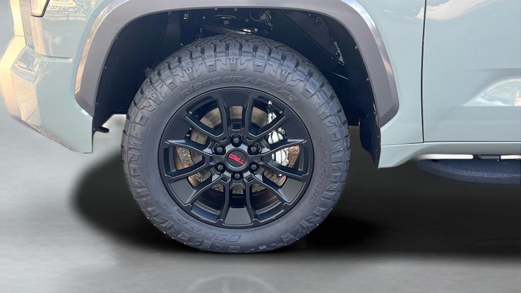 2026 Toyota Tundra Limited - Photo 27