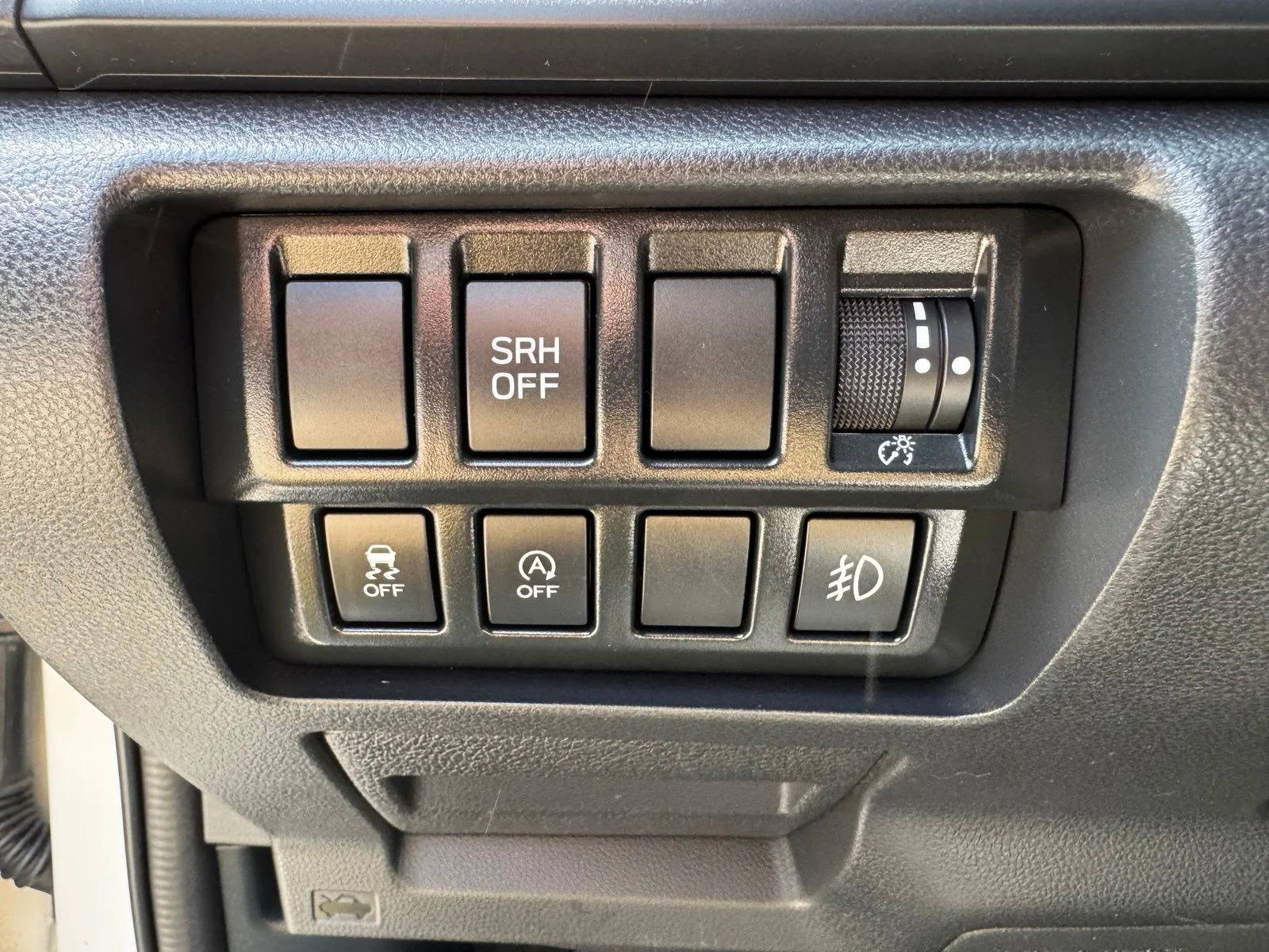 Used 2023 White Subaru Base image 15