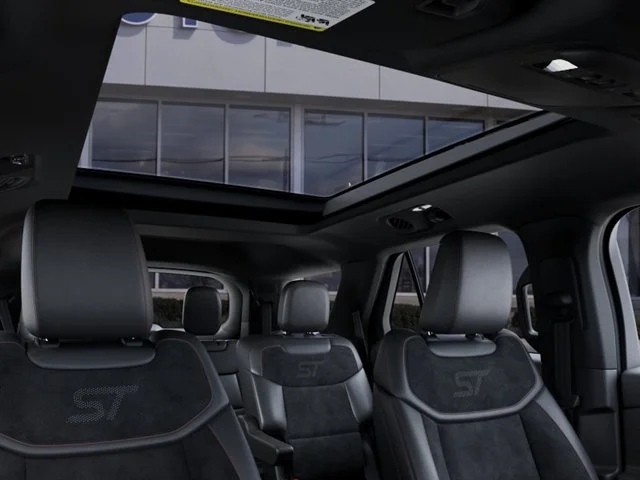 New 2027 Star White Metallic Tri-Coat Ford ST image 22