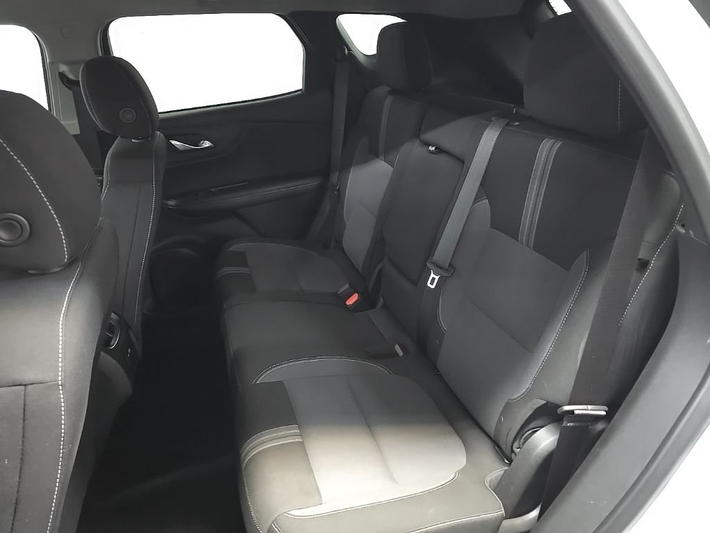 Used 2023 Summit White Chevrolet LT image 32