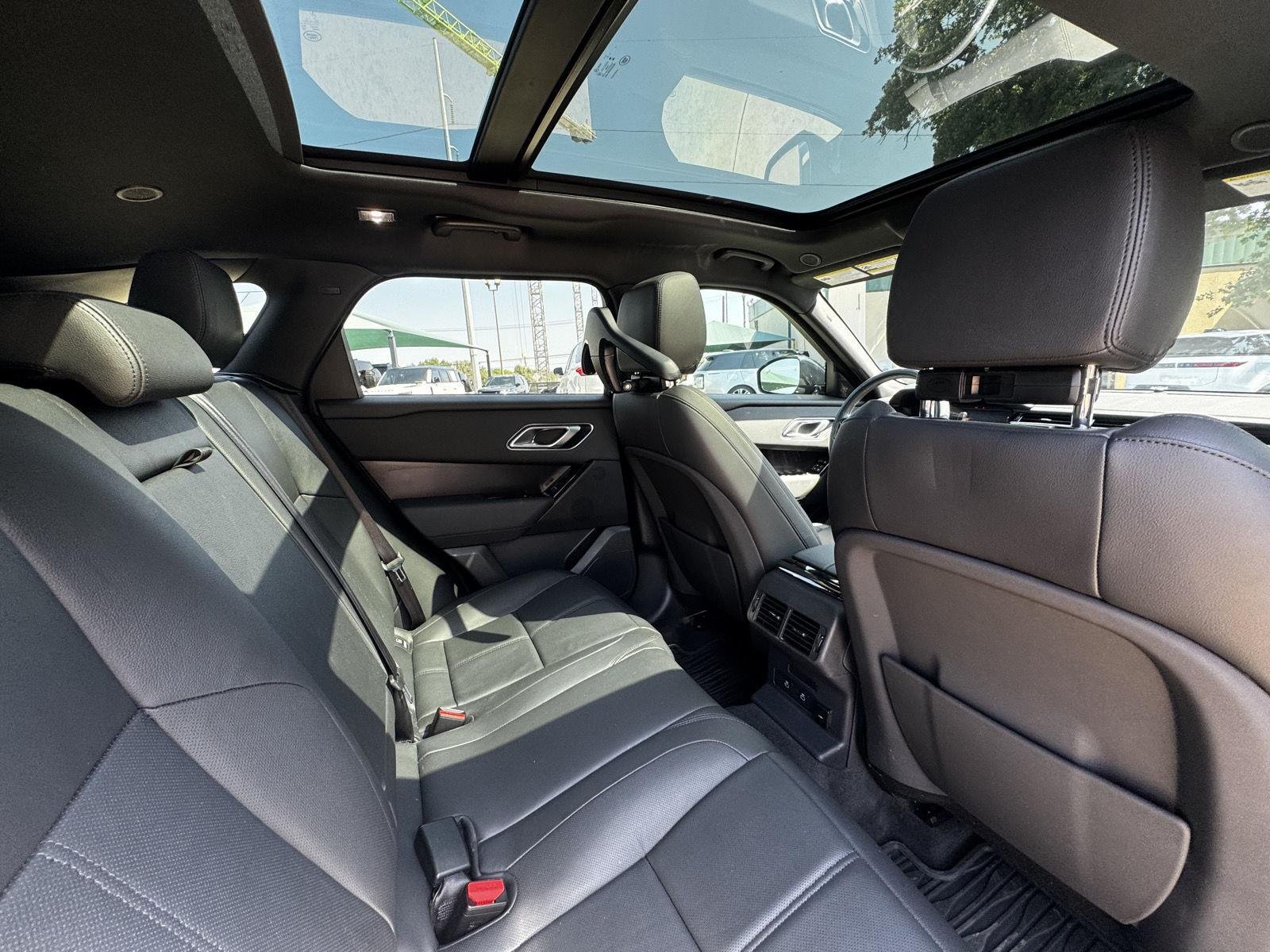 Used 2026 Varesine Blue Land Rover Dynamic SE image 15